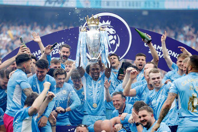 加纳主帅力挺爱将，塞梅尼奥已准备好迈向豪门（加纳主帅力捧塞梅尼奥：已具备加盟豪门的实力）