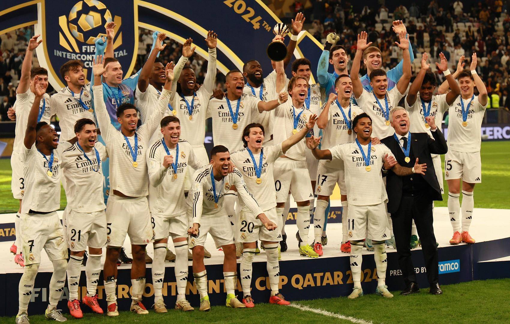 英媒：帕杜称沃特金斯与埃梅里关系破裂，建议其冬窗离队（英媒：帕杜称沃特金斯与埃梅里闹僵，劝其冬窗转会离队）