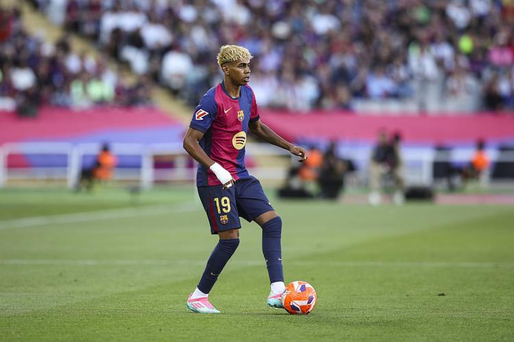 官方：莱斯特城英超冠军主力成员富克斯执教英乙纽波特