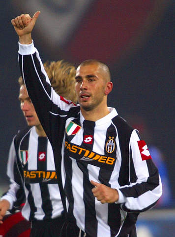 21到01！博洛尼亚晋级AC米兰遭绝杀，意甲八强格局生变（从2-1到0-1！博洛尼亚晋级、AC米兰遭绝杀，意甲八强版图重塑）