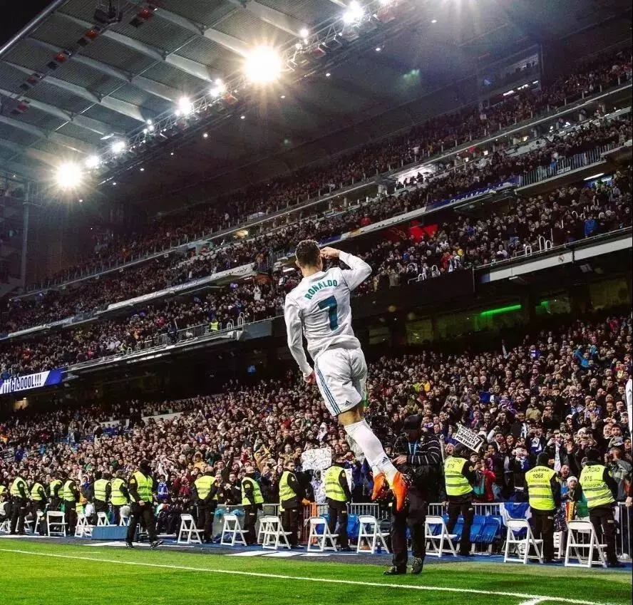 大腿级别，自加盟那不勒斯后麦克托米奈参与进球数意甲中场第1