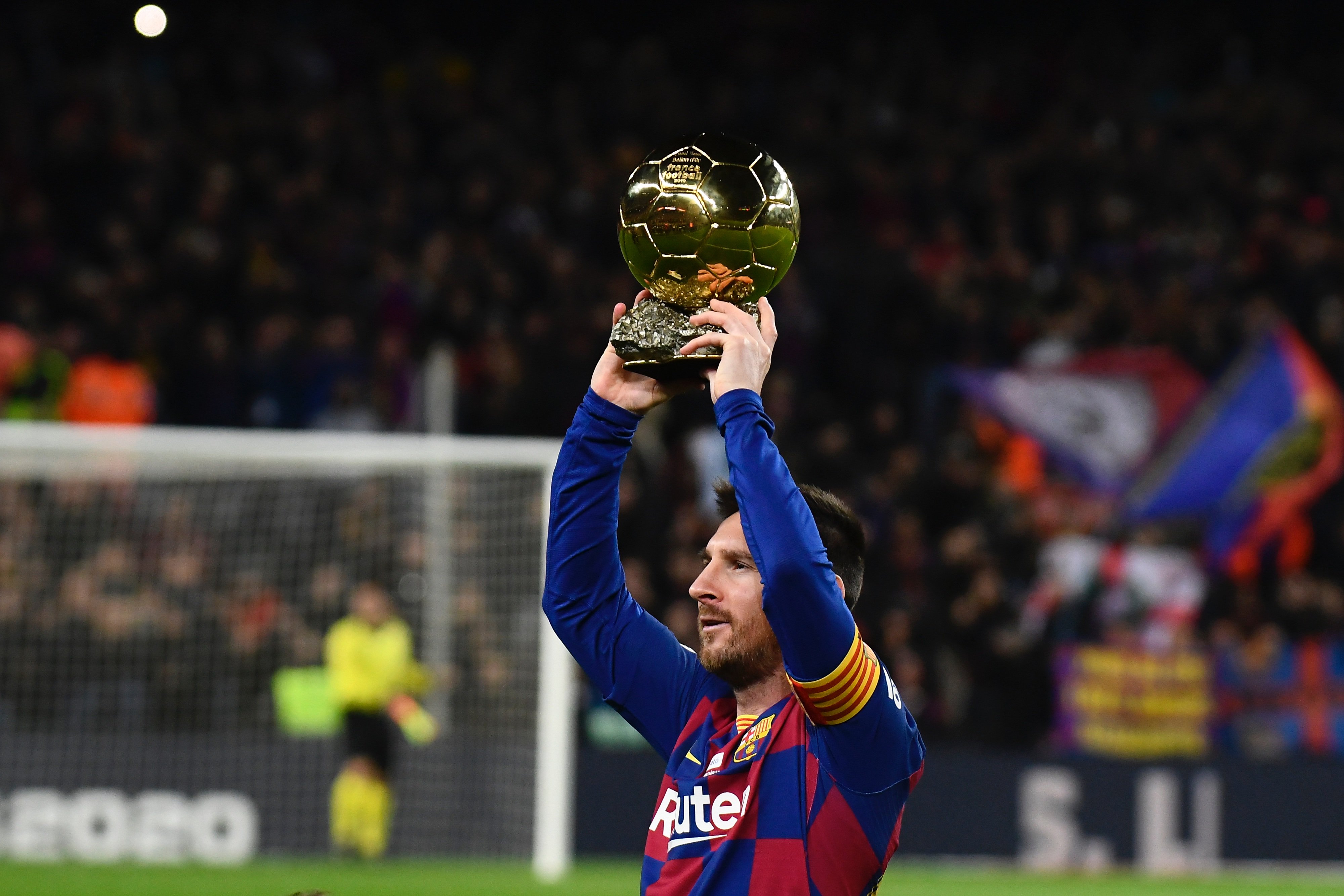 内马尔含泪告白：我曾跌入谷底！17分钟戴帽救主后寻求心理帮助