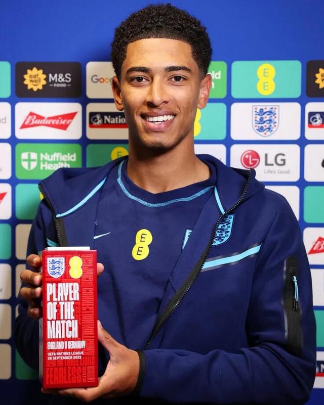 1-0,姆巴佩18岁弟弟神级停球后一剑封喉,率队4连胜,逼近法甲榜首