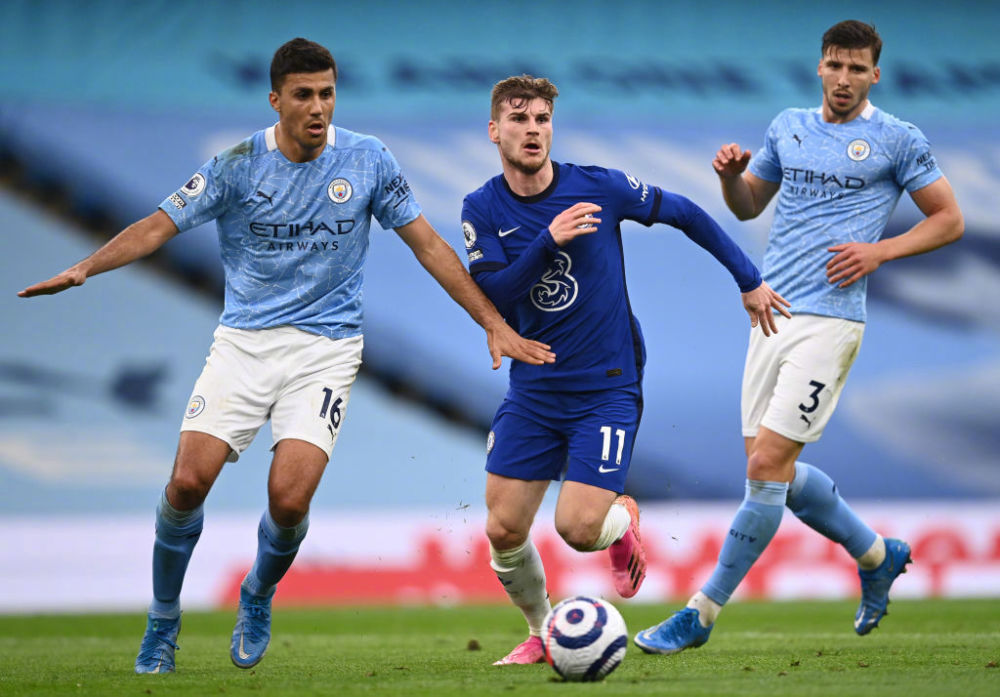 迈克·布朗谈沙梅特右肩伤情：将在未来几天接受全面评估